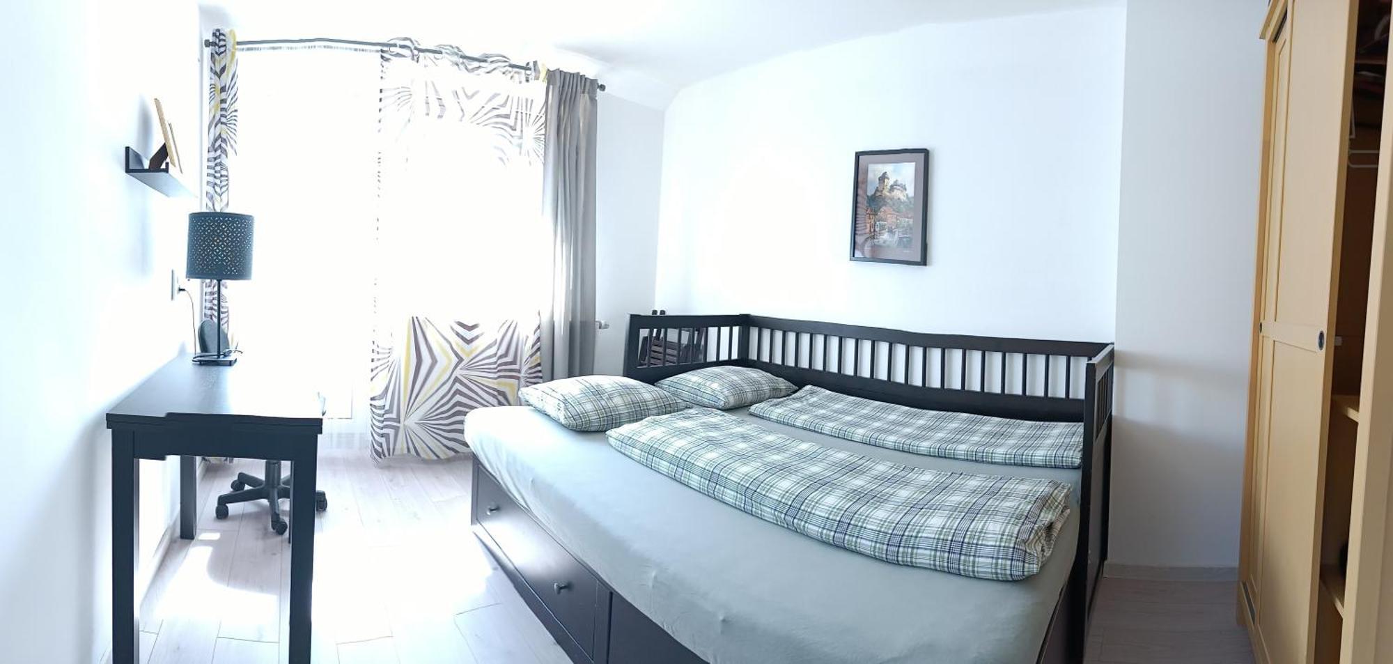Cozy Gardens Apartments In Прага Экстерьер фото