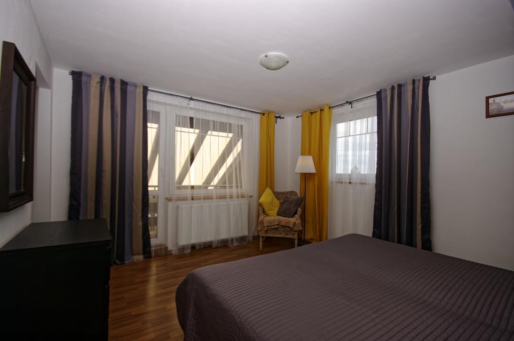 Cozy Gardens Apartments In Прага Экстерьер фото