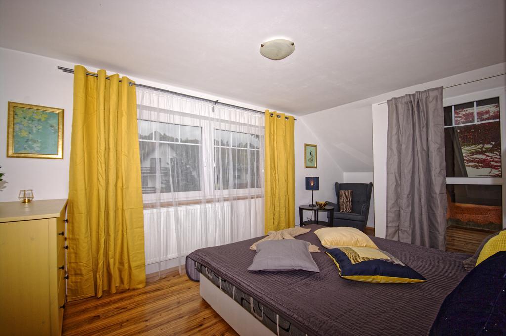 Cozy Gardens Apartments In Прага Экстерьер фото