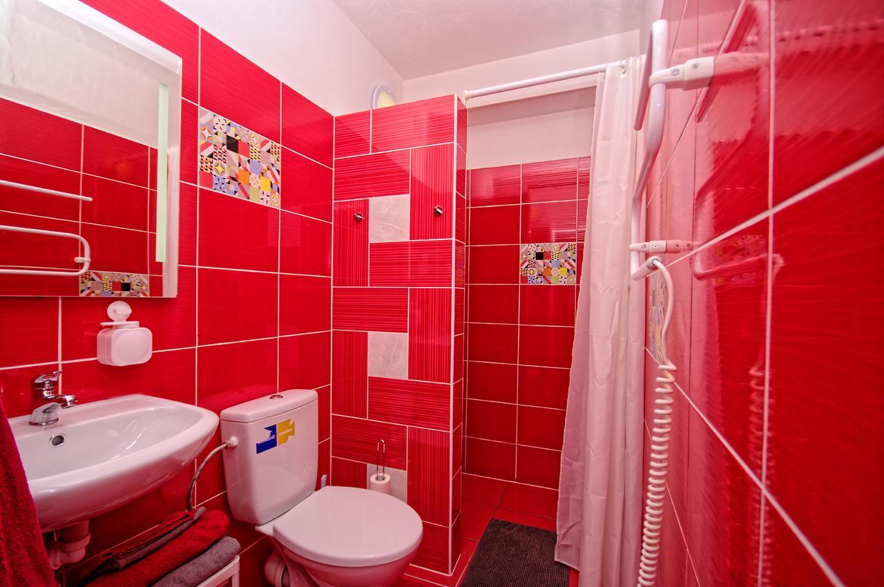 Cozy Gardens Apartments In Прага Экстерьер фото